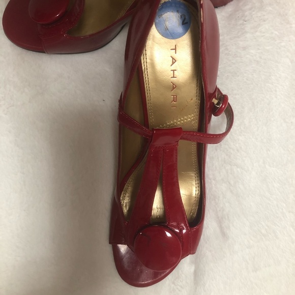 Shoes - Picture 3 of 8